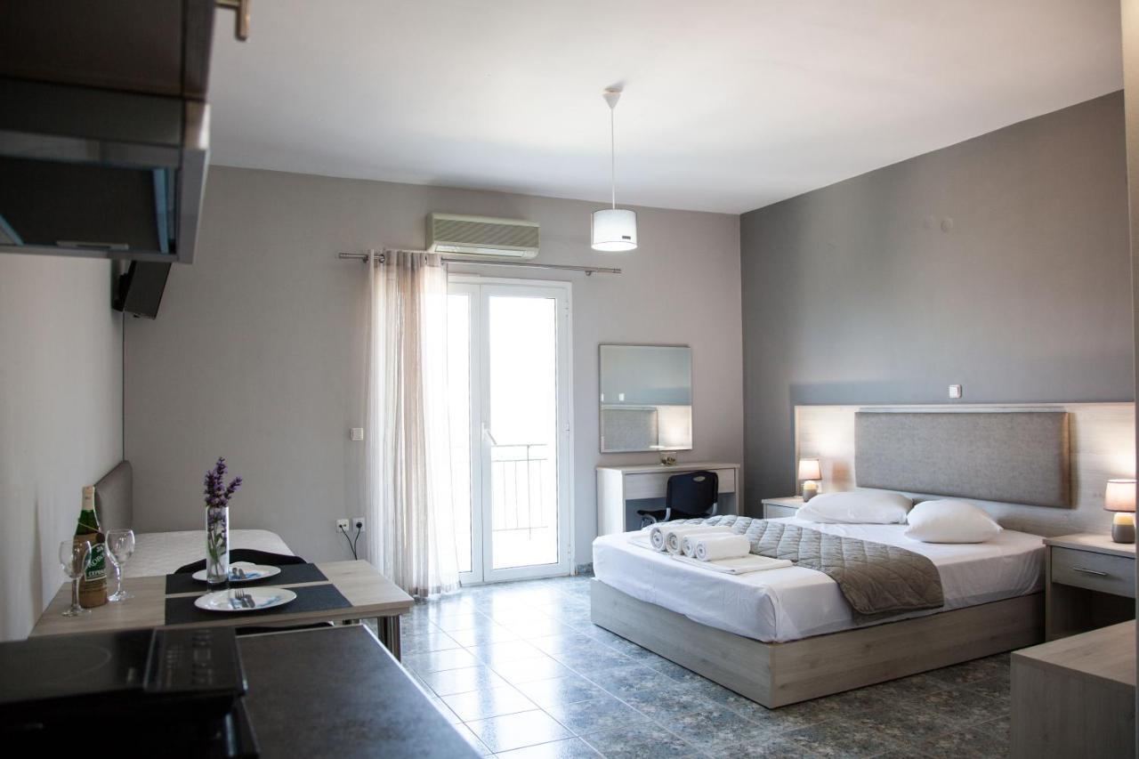 Nikoleta'S Studios Argostoli  Ngoại thất bức ảnh