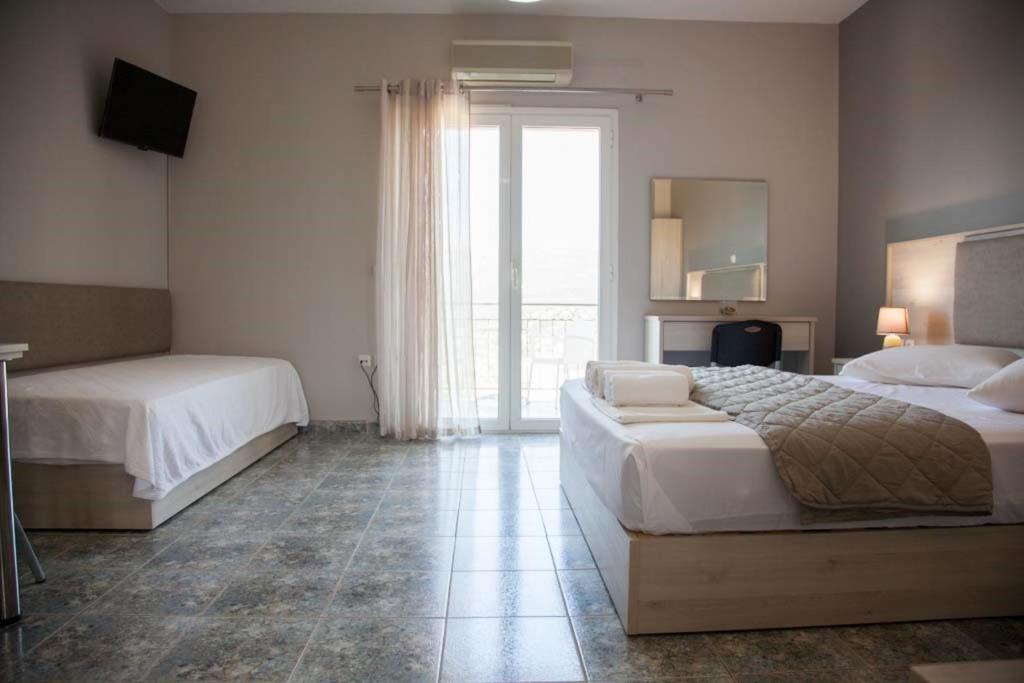 Nikoleta'S Studios Argostoli  Ngoại thất bức ảnh